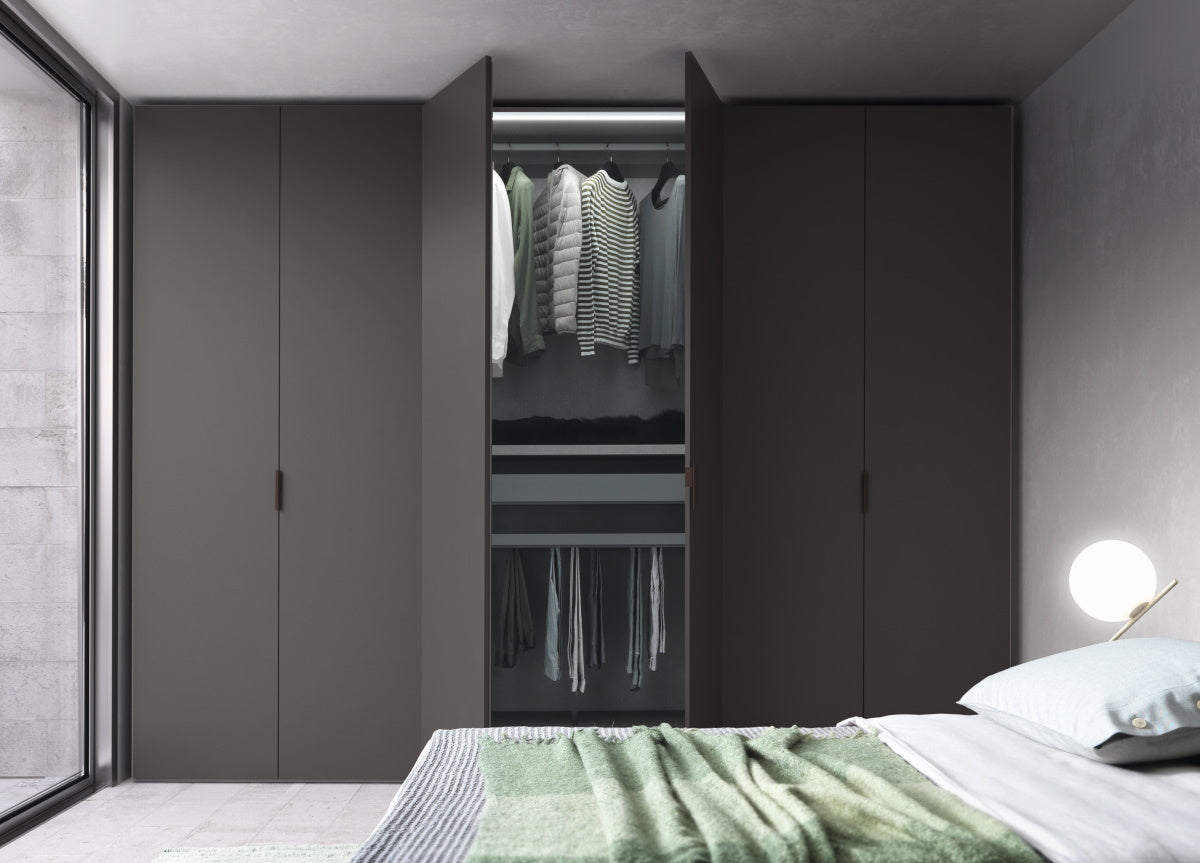 Linear Handle Wardrobe