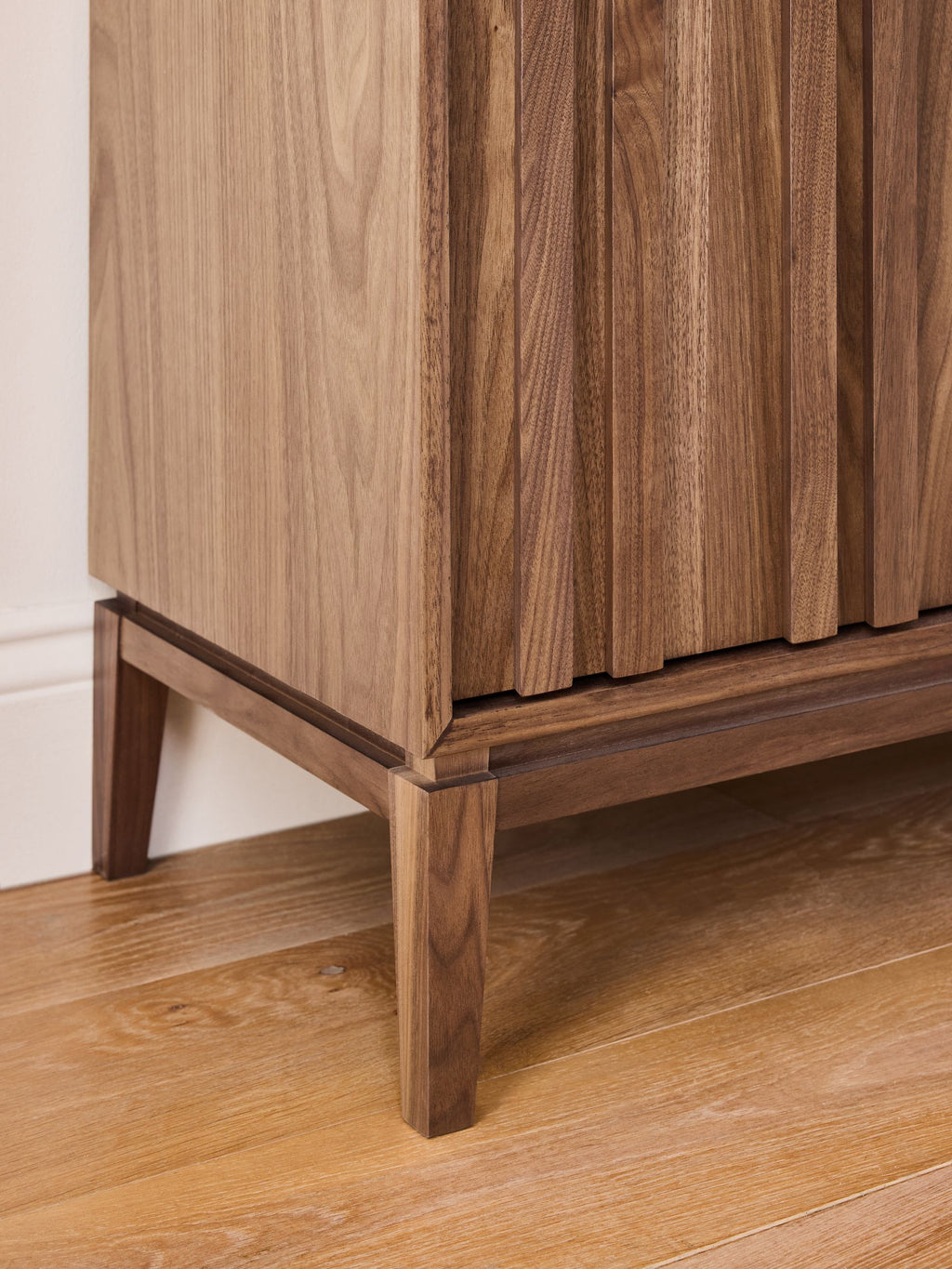 Belgrave Wide TV Unit in Walnut – view 4