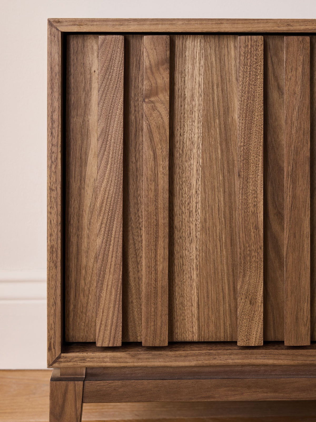 Belgrave Wide TV Unit in Walnut – view 5